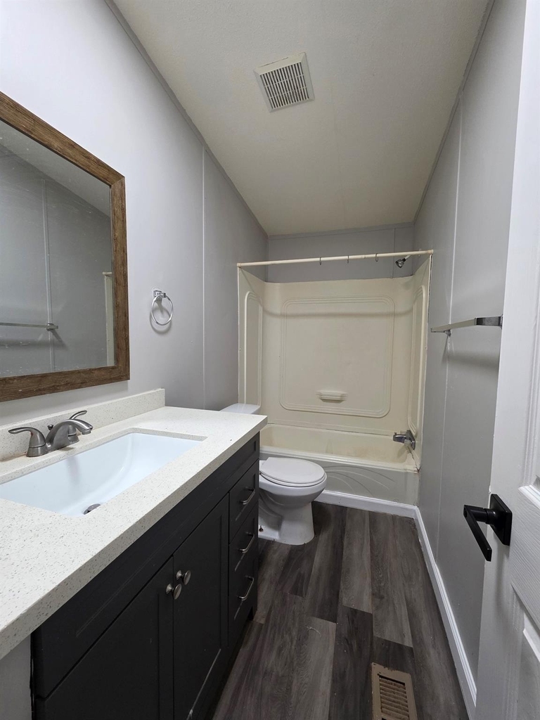 12121 Old County Road - Photo 14