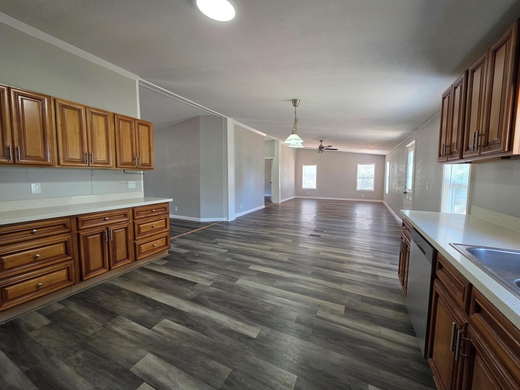 12121 Old County Road - Photo 7