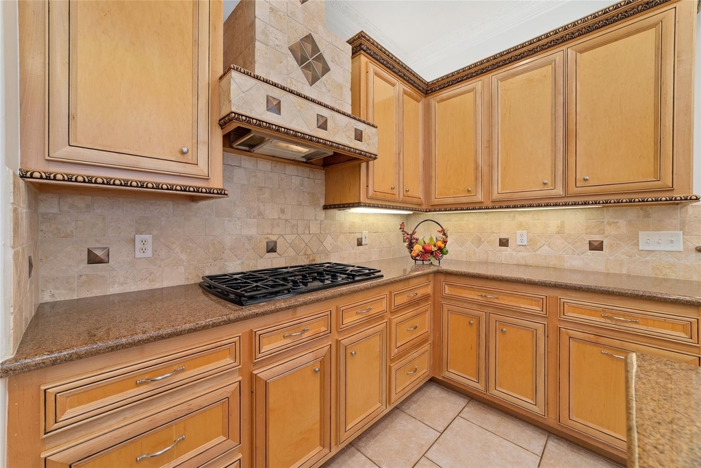 13311 Duke Of York Lane - Photo 10
