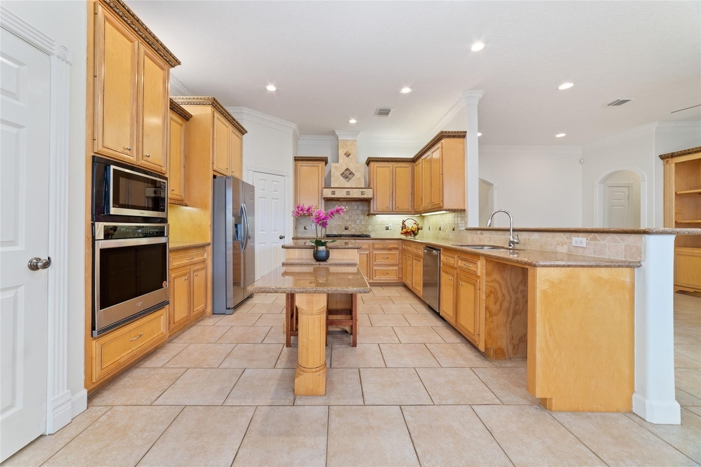 13311 Duke Of York Lane - Photo 9