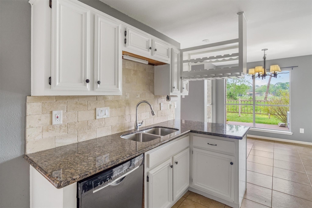 16212 Seahorse Drive - Photo 7