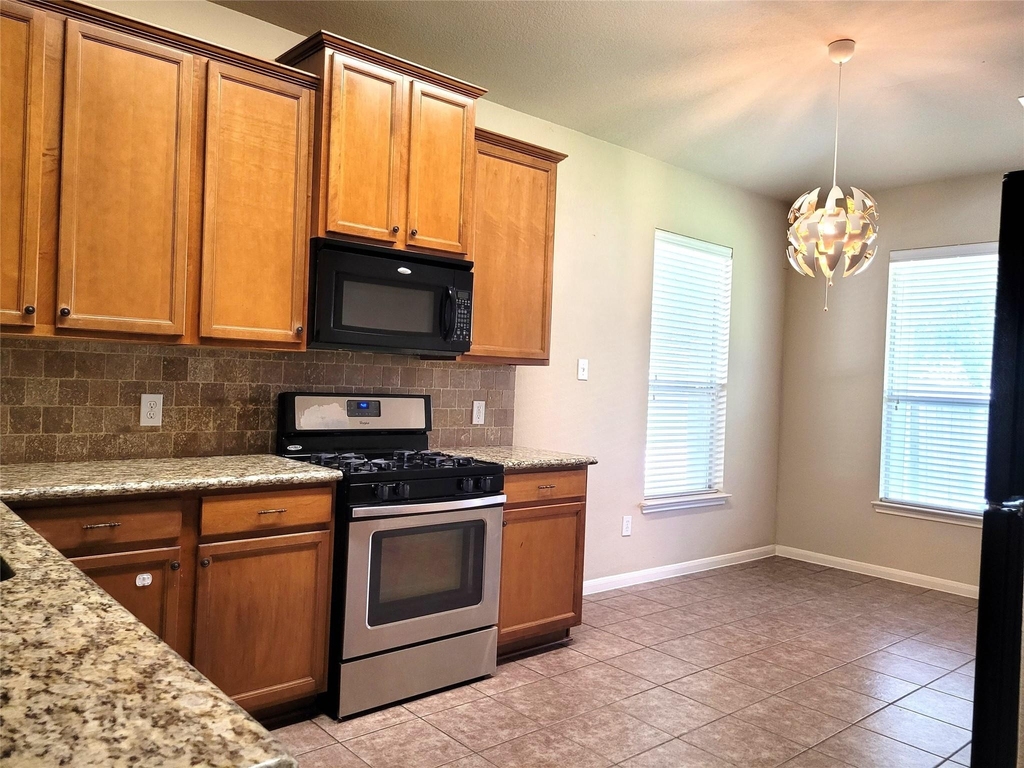 6042 Starbrook Creek Drive - Photo 7
