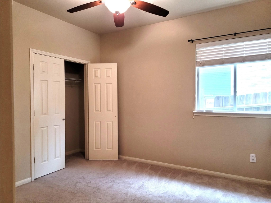 6042 Starbrook Creek Drive - Photo 20