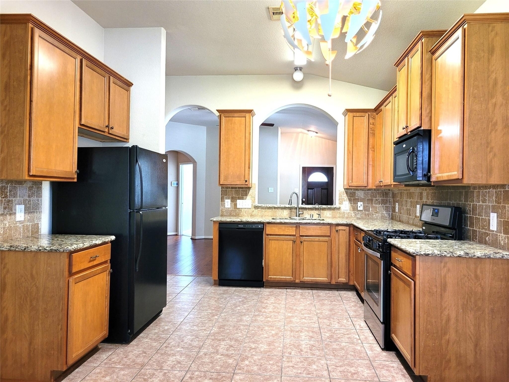 6042 Starbrook Creek Drive - Photo 0