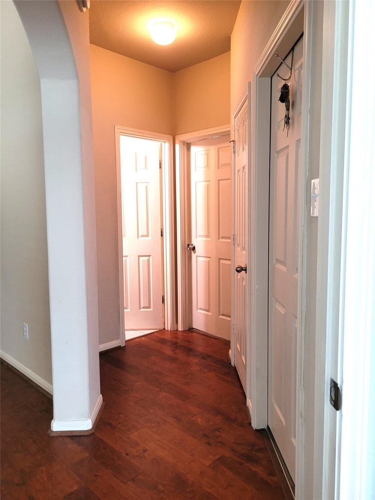6042 Starbrook Creek Drive - Photo 16