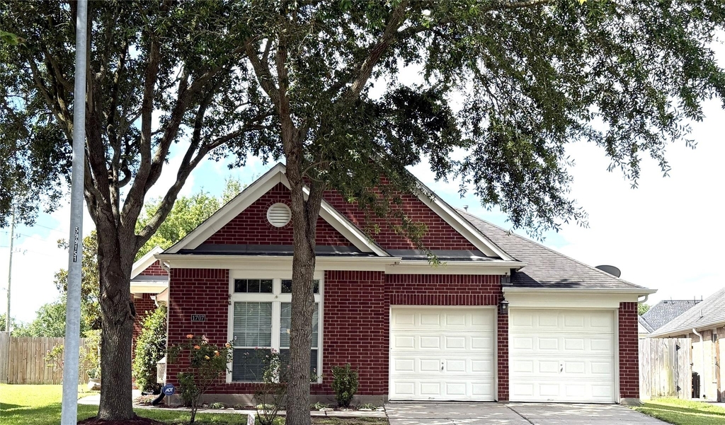 1707 Magnolia Lake - Photo 0