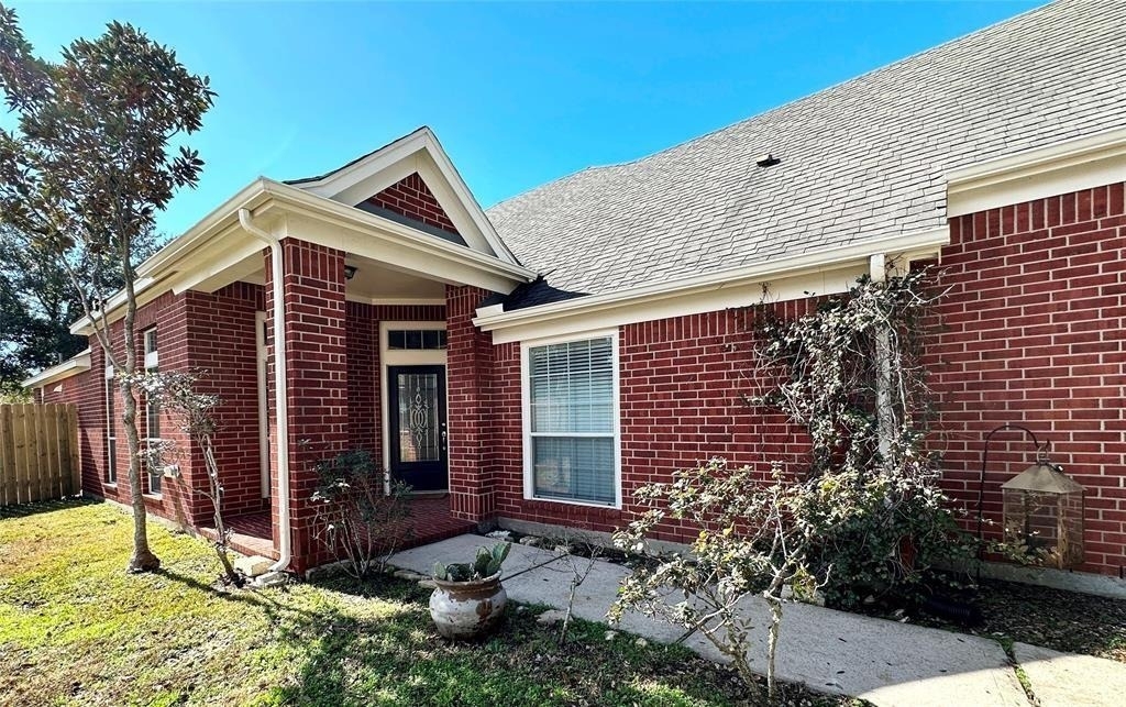 1707 Magnolia Lake - Photo 2