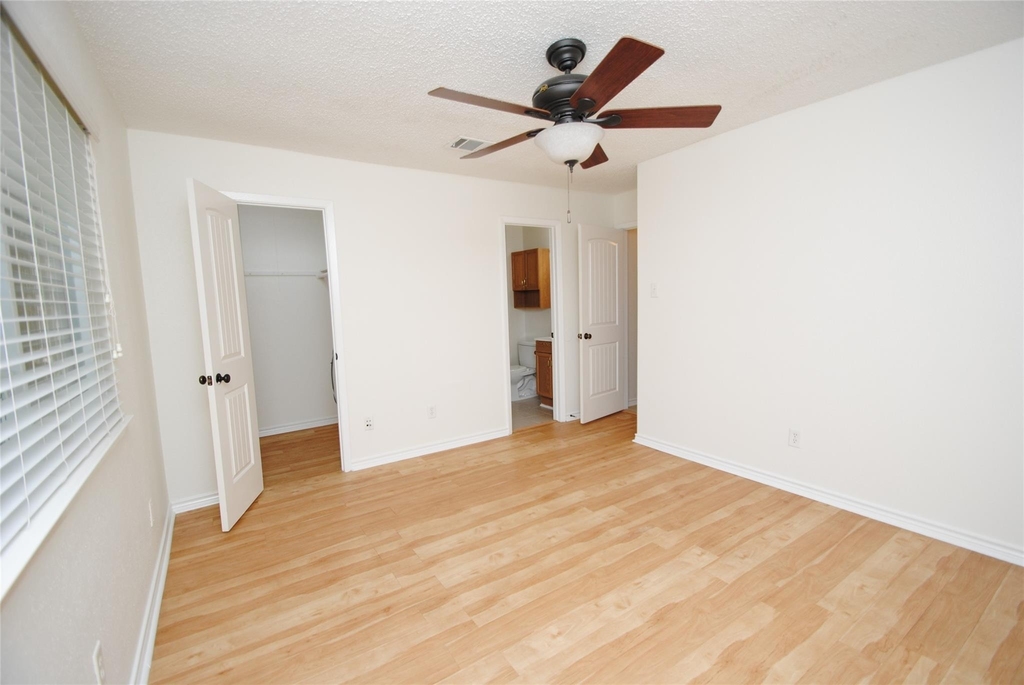 22619 Leedstown Lane - Photo 19