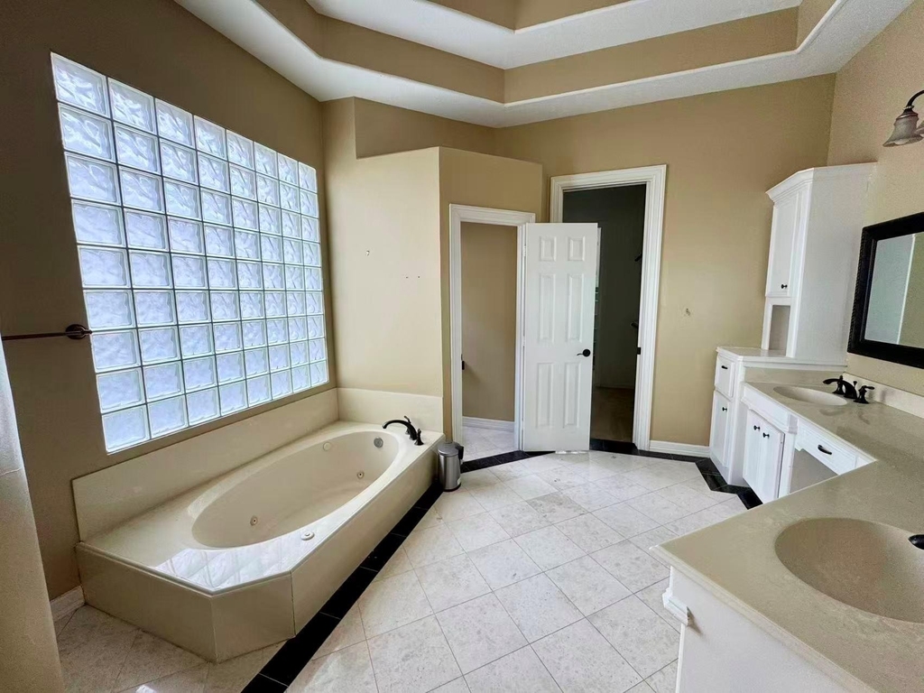15106 Green Tavern Court - Photo 13