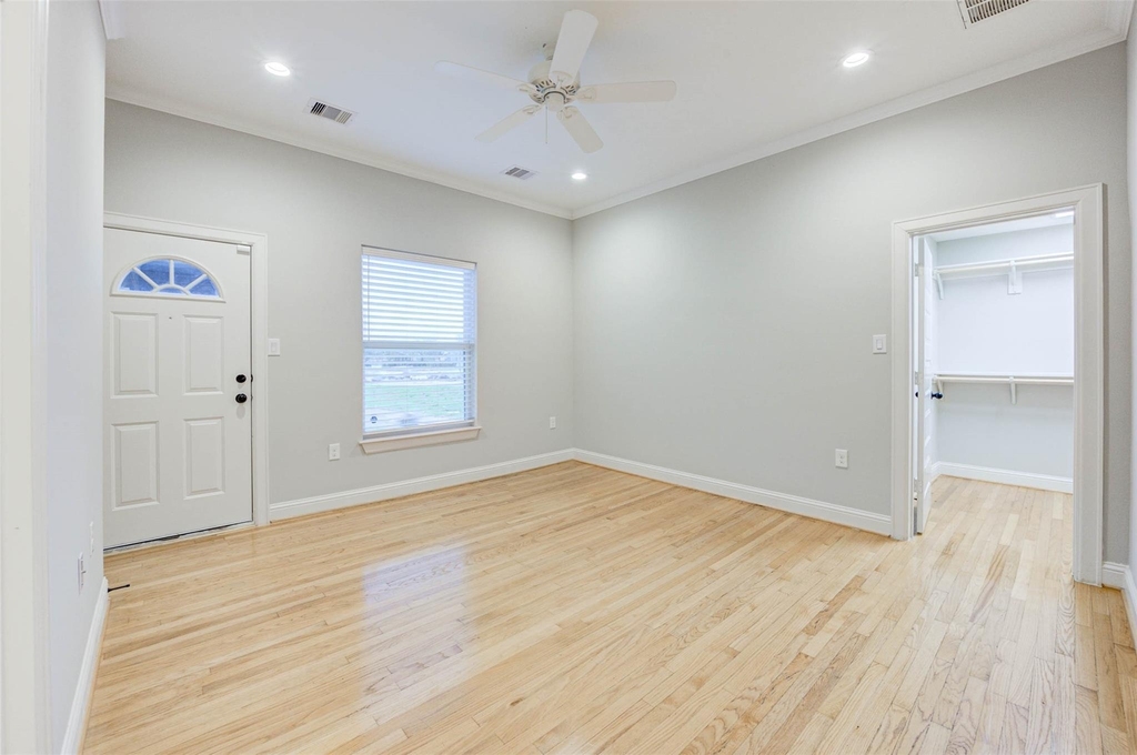 2202 Wentworth Street - Photo 24