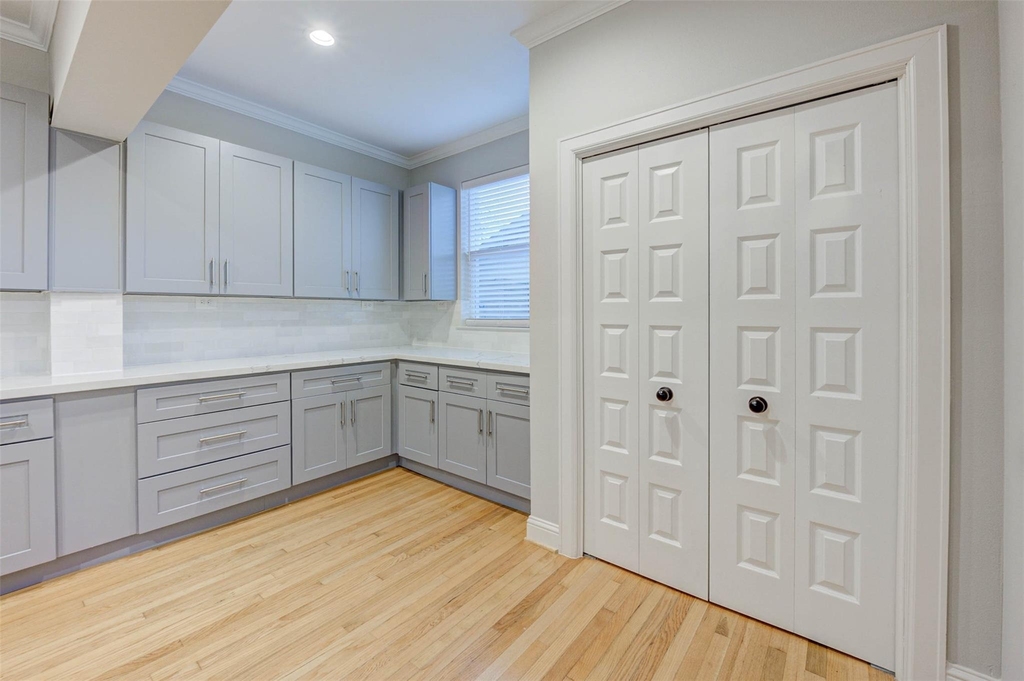 2202 Wentworth Street - Photo 18