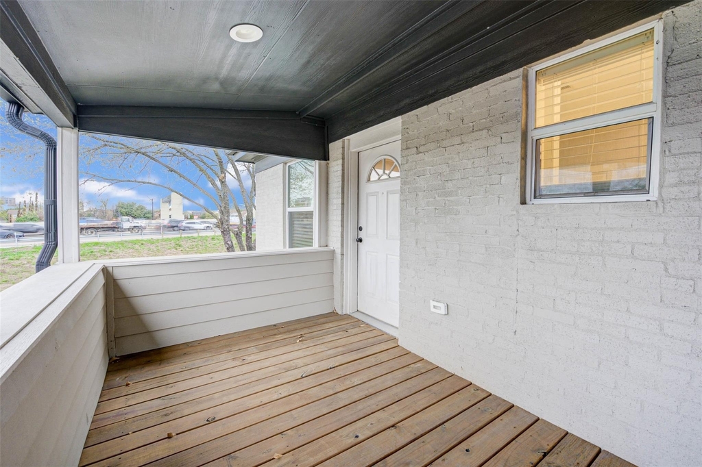 2202 Wentworth Street - Photo 33