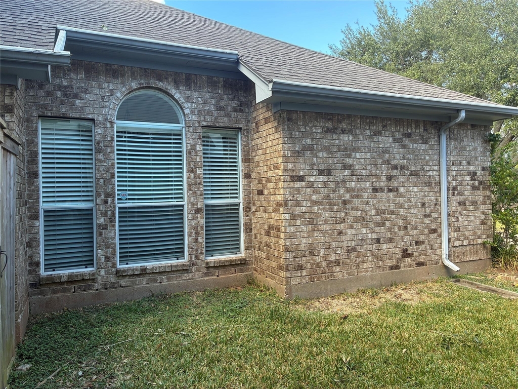 2203 Summer Bay Court - Photo 35
