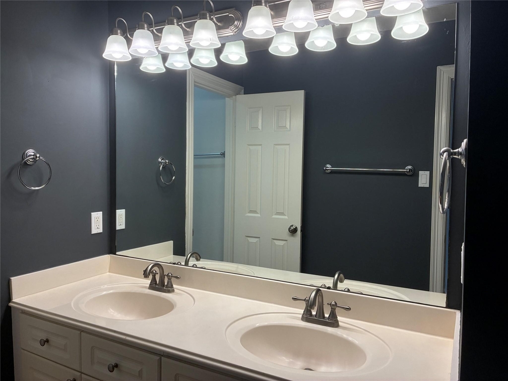 2203 Summer Bay Court - Photo 31