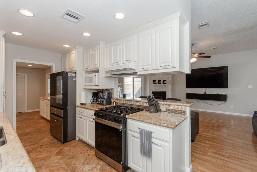 2905 Hamm Road - Photo 2