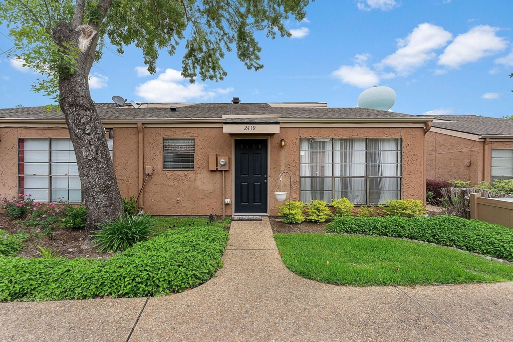 2419 Briarwest Boulevard - Photo 1