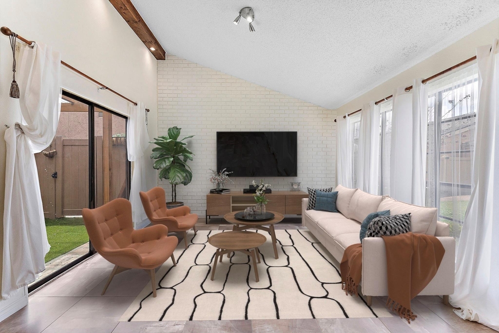 2419 Briarwest Boulevard - Photo 3