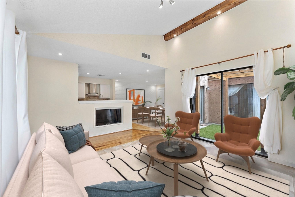 2419 Briarwest Boulevard - Photo 2