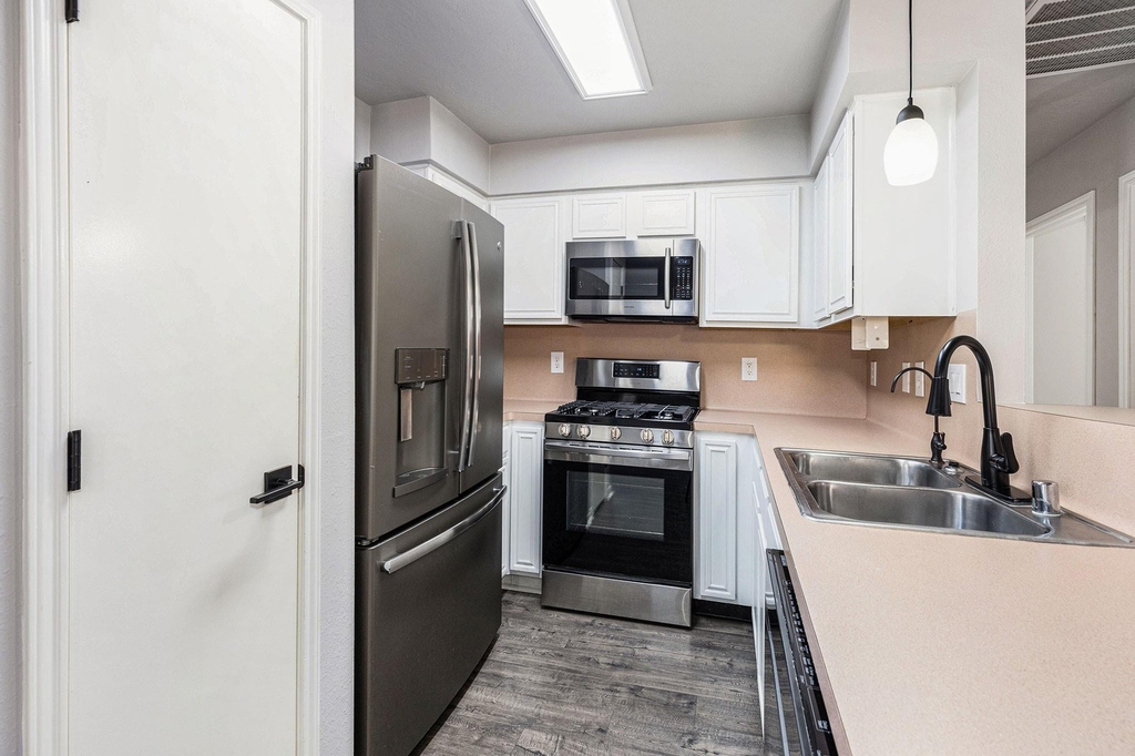 18234 Campbellford Drive - Photo 3