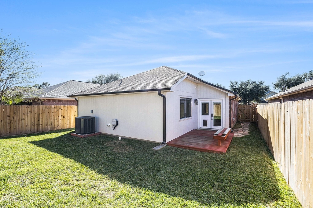 18234 Campbellford Drive - Photo 13