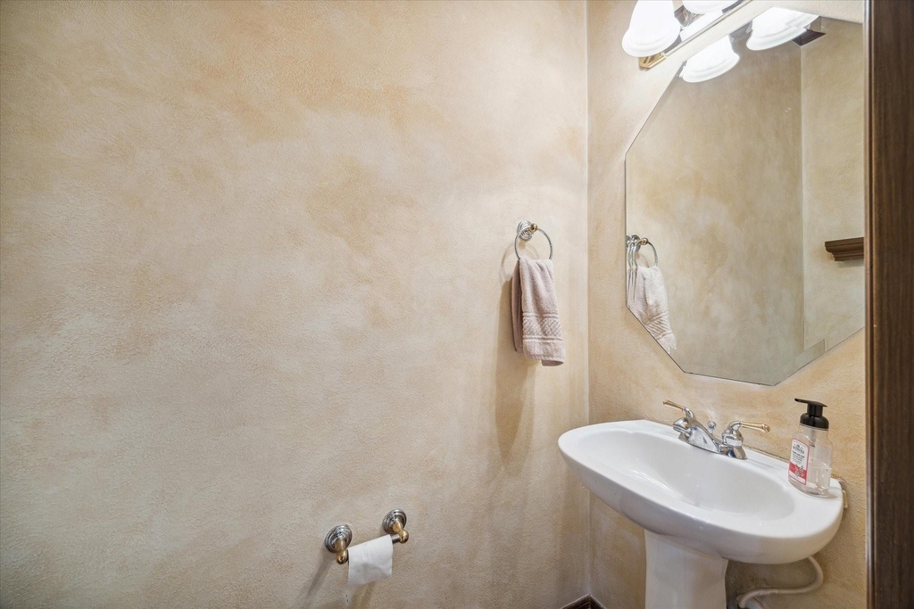 2802 Briarhurst Park - Photo 11