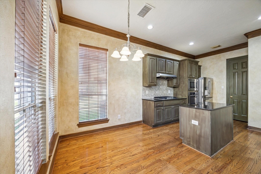 2802 Briarhurst Park - Photo 5