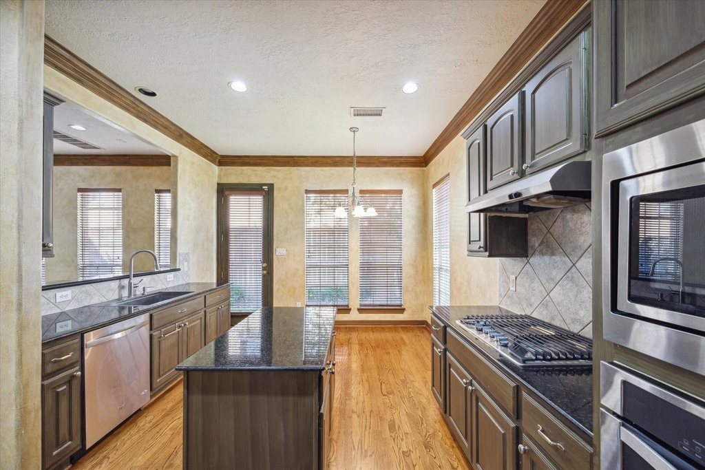 2802 Briarhurst Park - Photo 9
