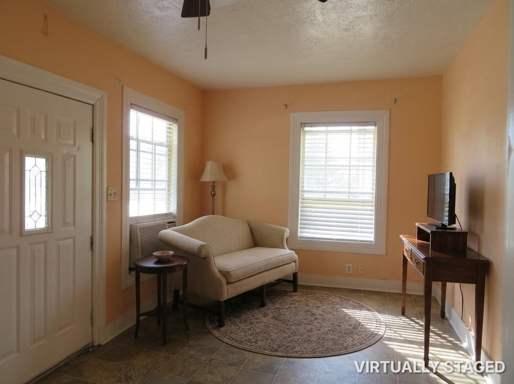 422 Mill Avenue - Photo 6