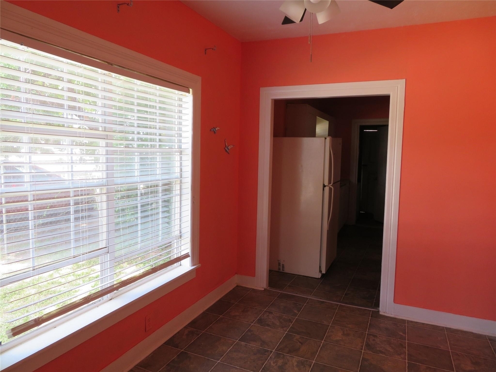 422 Mill Avenue - Photo 14