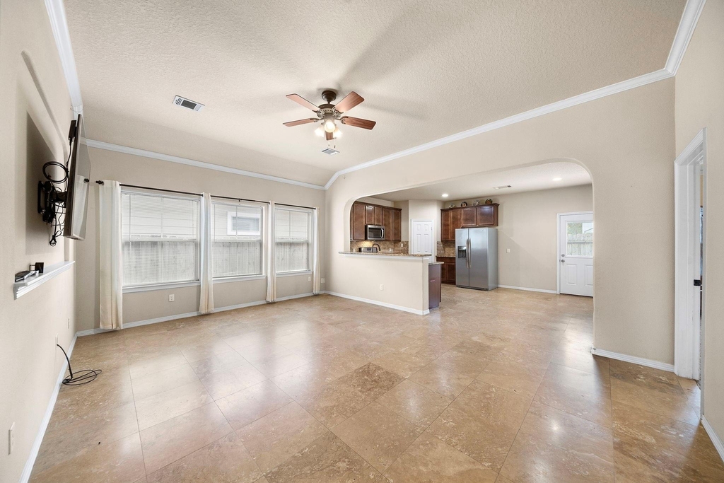 18319 Hillingdon Lane - Photo 0