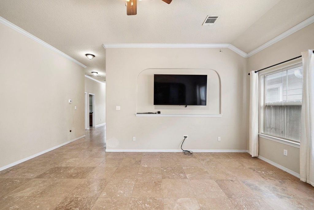 18319 Hillingdon Lane - Photo 9