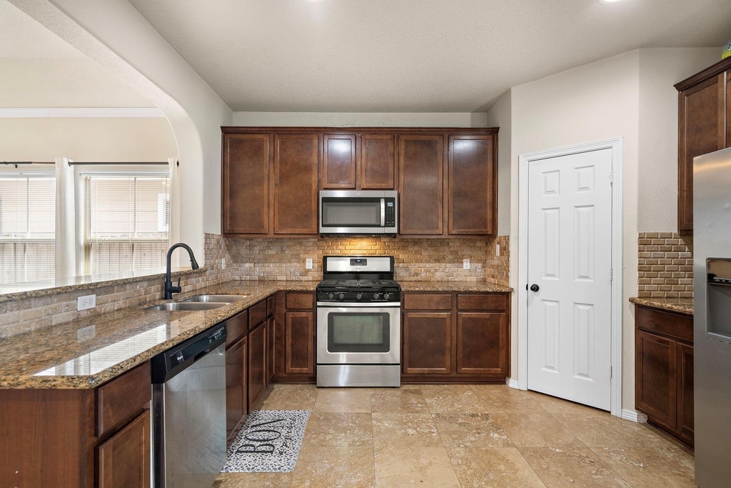 18319 Hillingdon Lane - Photo 15