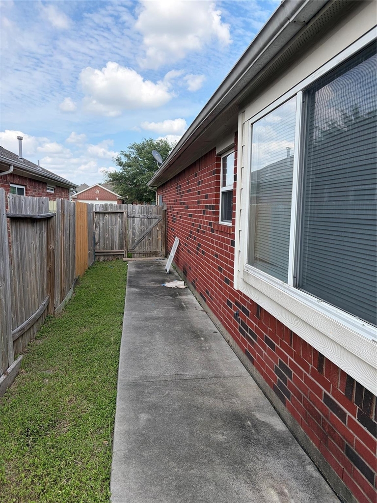 7214 Crescent Mills Drive - Photo 22