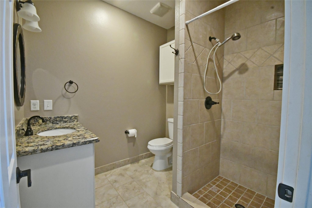 536 Columbia - Photo 12
