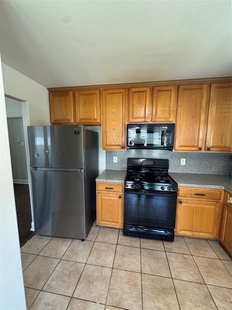 18203 Winding Timbers Lane - Photo 6