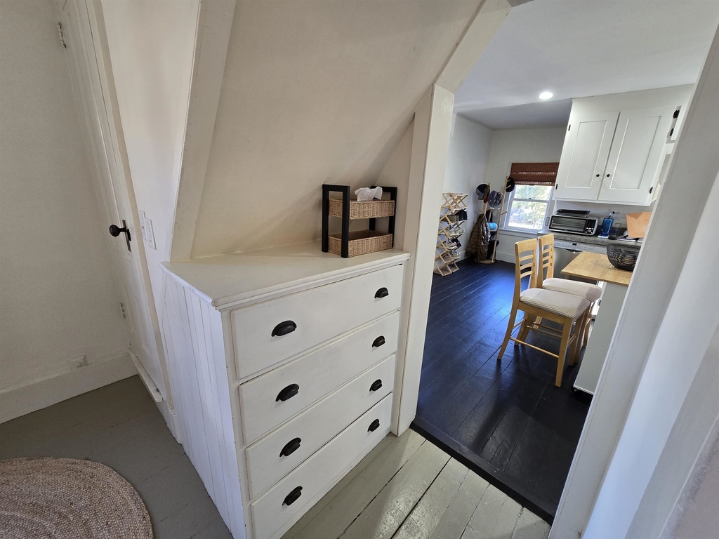 119 Summer - Photo 11