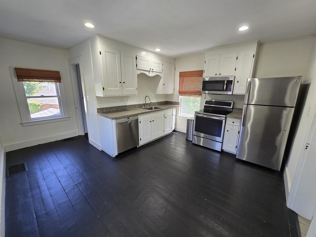 119 Summer - Photo 22