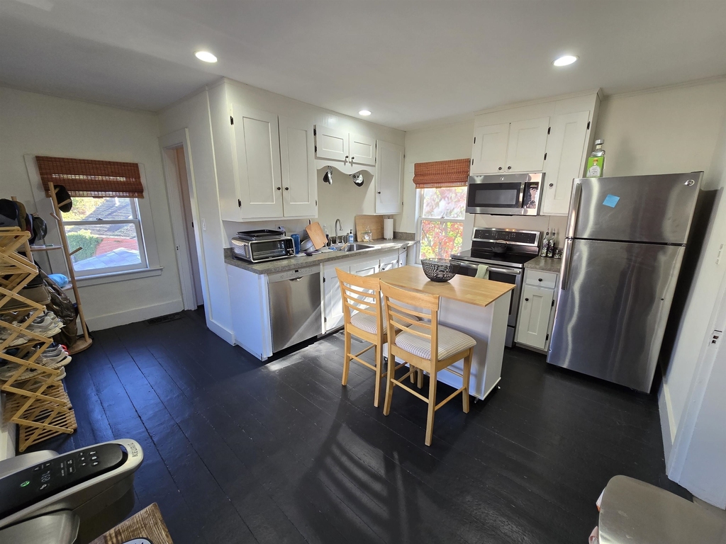 119 Summer - Photo 14