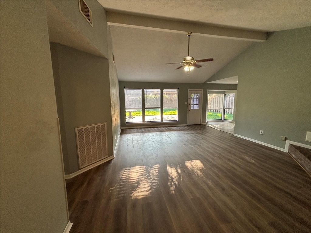 1506 Park Maple Drive - Photo 3