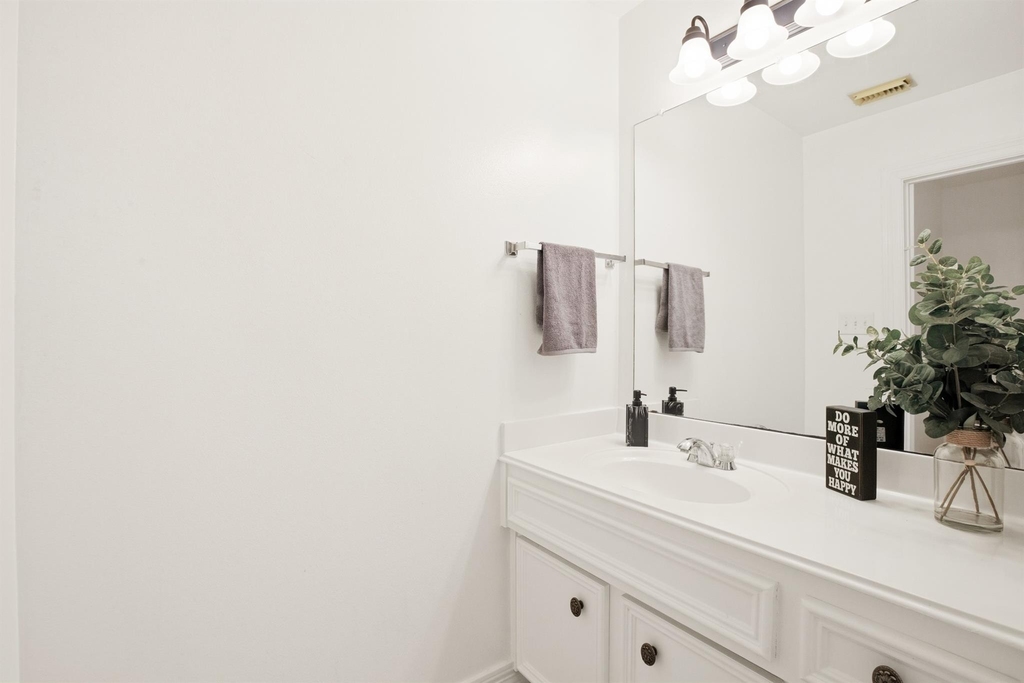 1322 Kirby Lake Court - Photo 35