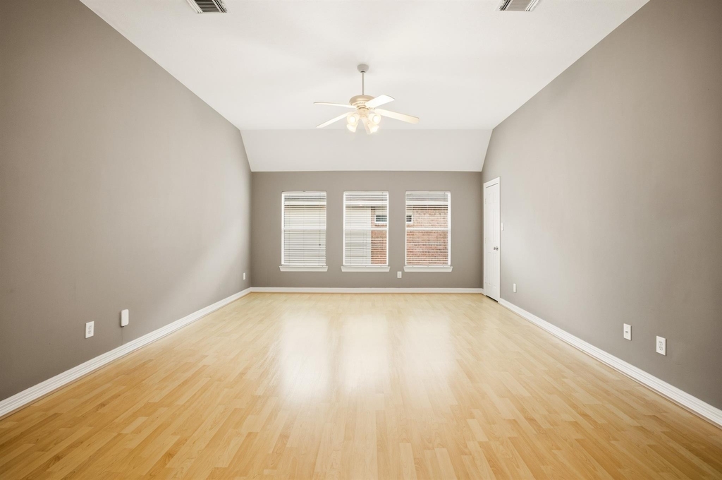 1322 Kirby Lake Court - Photo 24