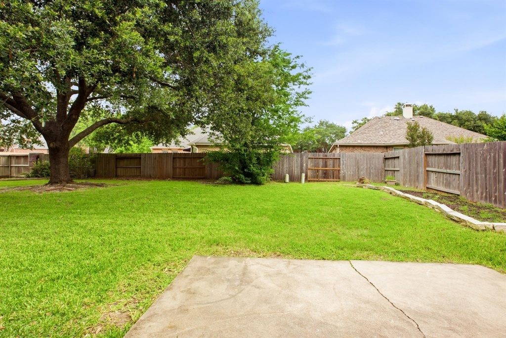 1322 Kirby Lake Court - Photo 41
