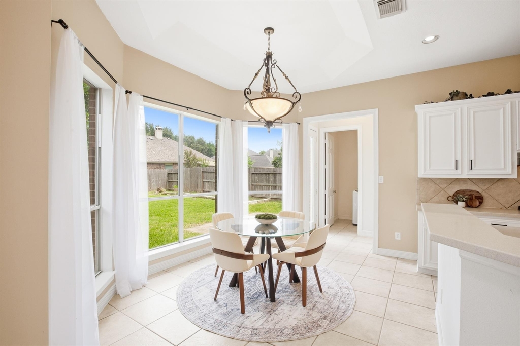1322 Kirby Lake Court - Photo 16