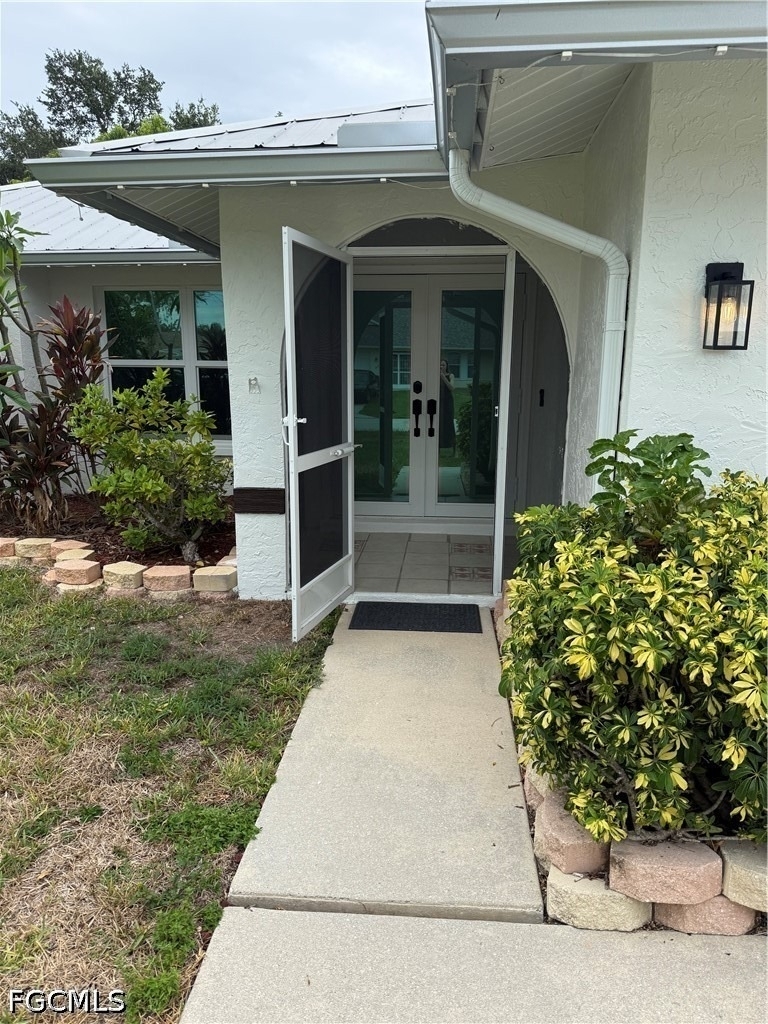 233 Sw 43rd Street - Photo 1