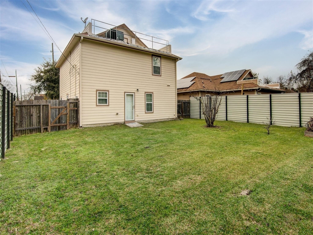 2915 Paige Street - Photo 24