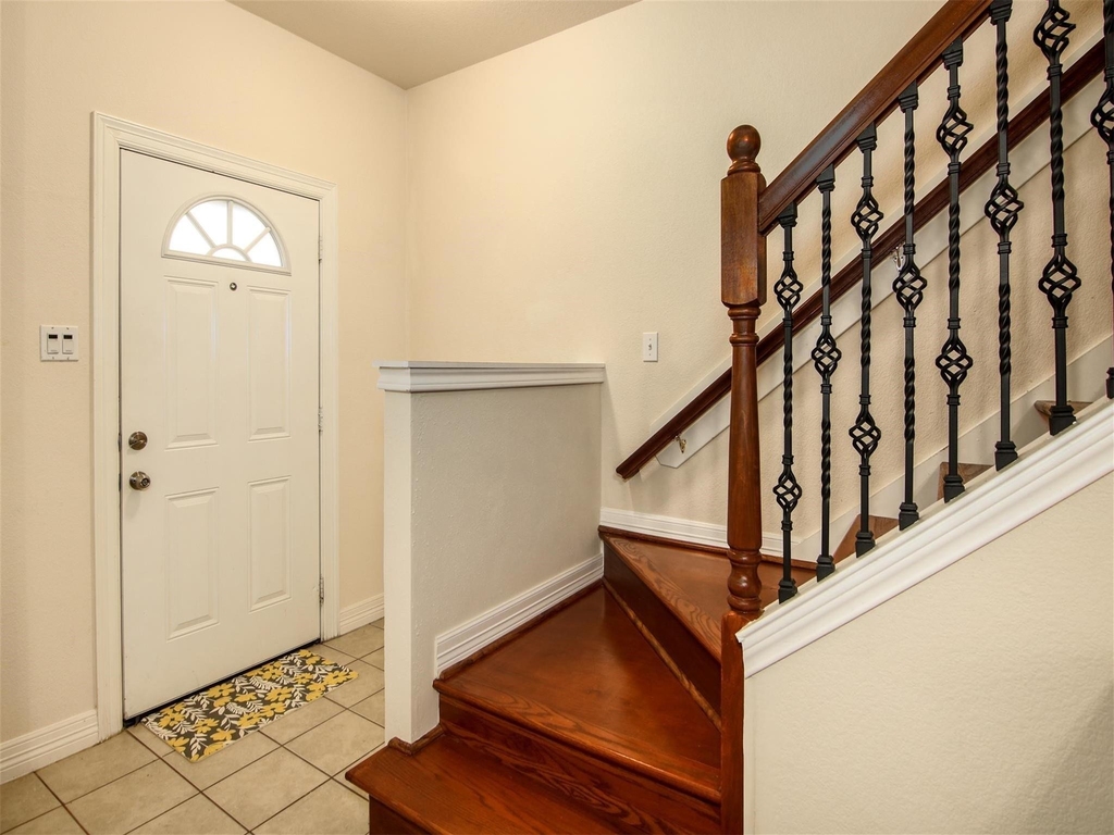 2915 Paige Street - Photo 4