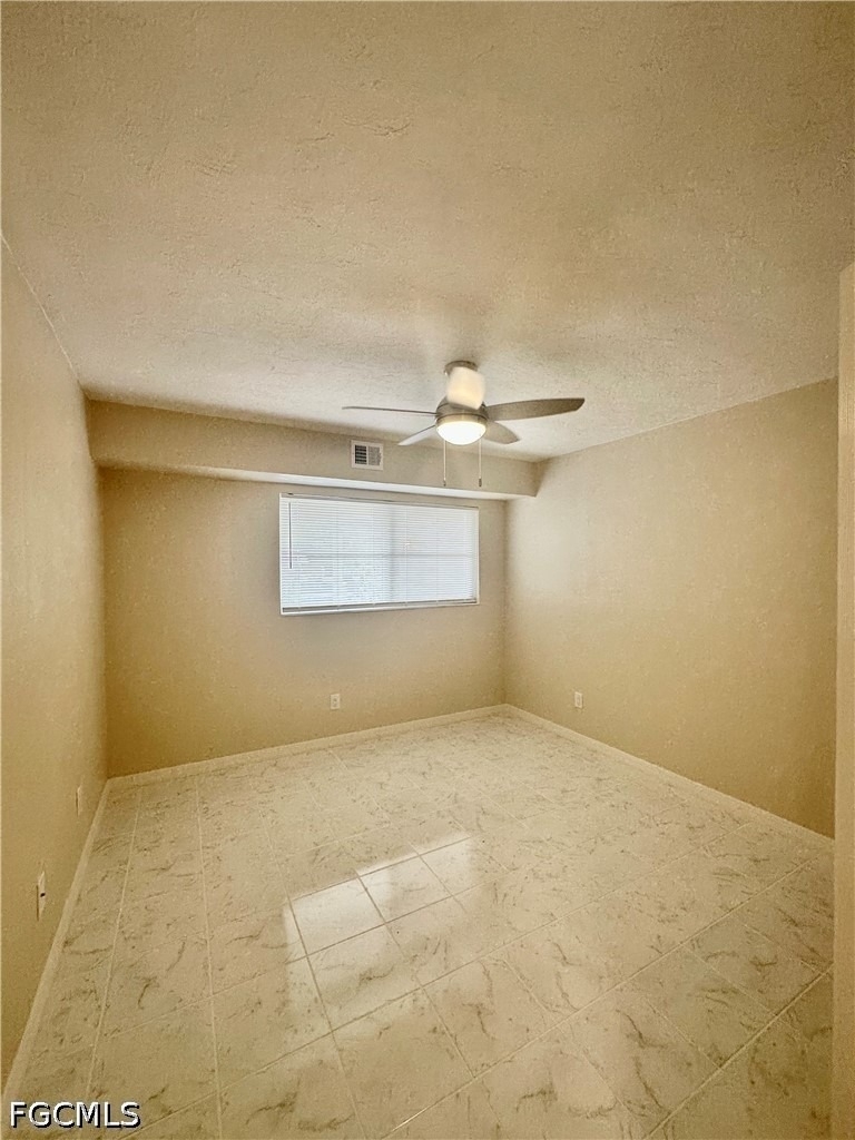 4802 Tudor Drive - Photo 10