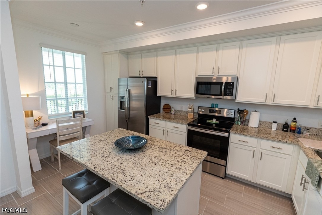 43000 Greenway Boulevard - Photo 3