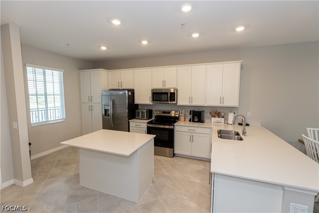 15375 Green Acres Avenue - Photo 3