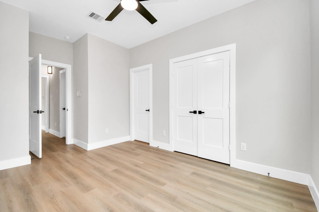 8409 Sunnyhill Street - Photo 12